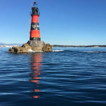 Gorgeous Brand New 2 Bedrooms Appartamento *