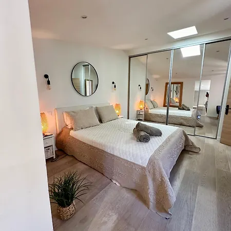 Gorgeous Brand New 2 Bedrooms 아파트 앙티브