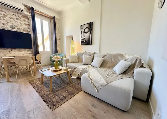 شقة Gorgeous Brand New 2 Bedrooms أنتيب