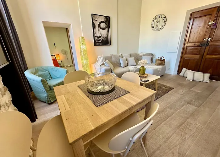 Gorgeous Brand New 2 Bedrooms أنتيب
